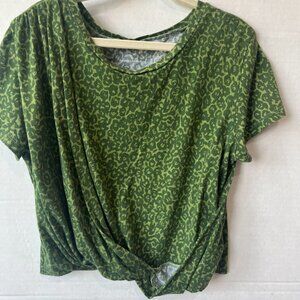 Women - S - Anthropologie Green Leopard Top